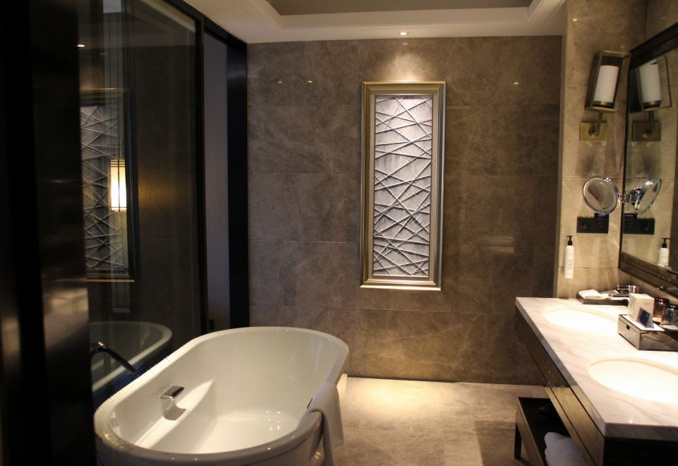 家庭套房【奢享浴缸·森呼吸客房】空气净化安睡系统