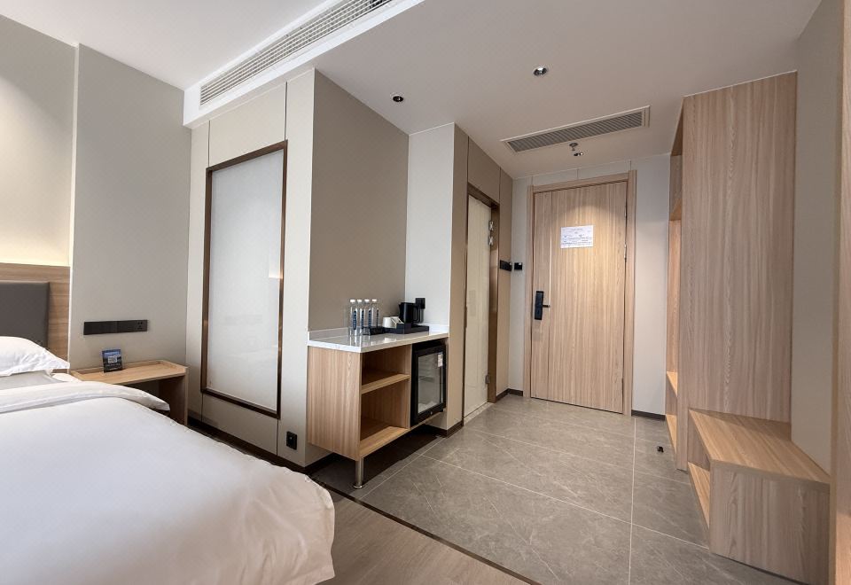 Duolun Grand HotelSelected Queen Room