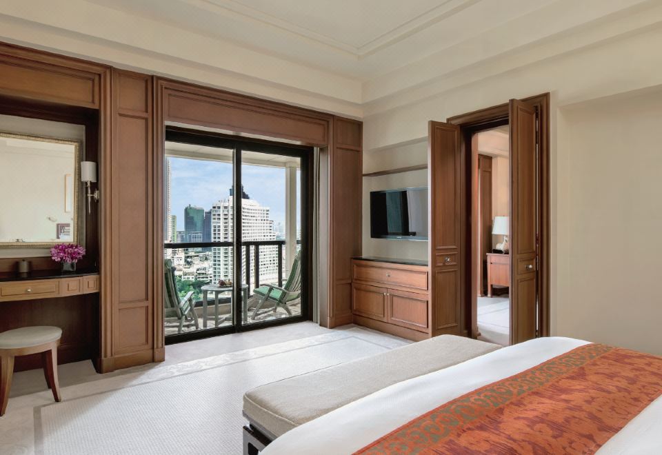 The Peninsula BangkokPremier Suite