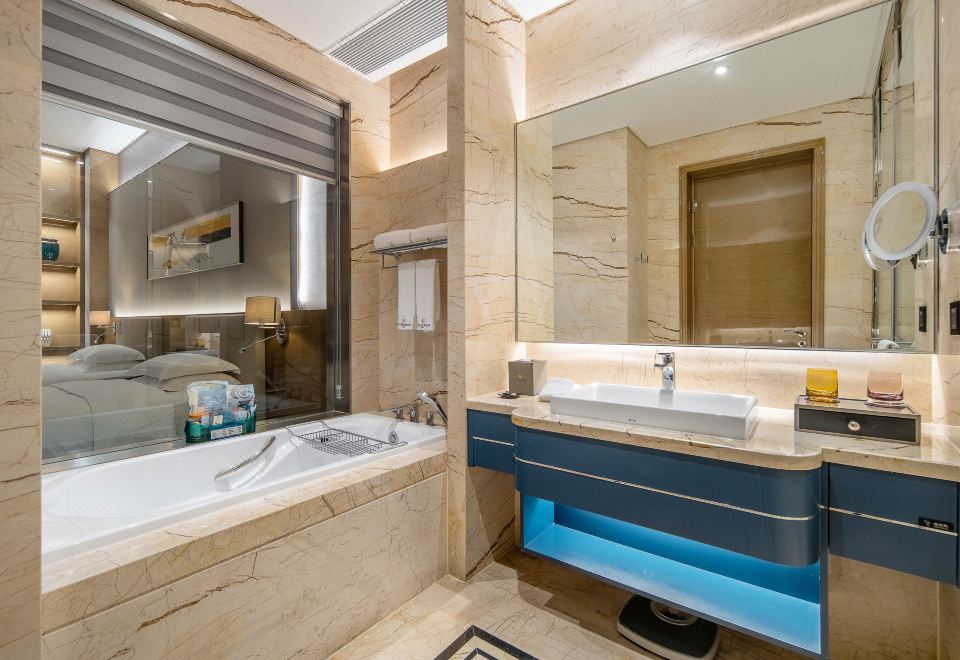 THE HORIZON HOTELDeluxe Room (2 Beds) (No Window)