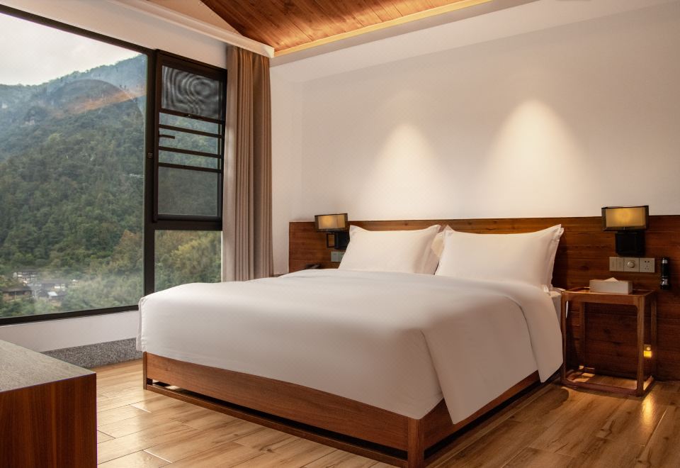 FUZHOU ROYAL HOT SPRING HOTEL & RESORTQingyun Pavilion - Travel Villa(Two Bedrooms And One Living Room+indoor Hot Spring Pool)