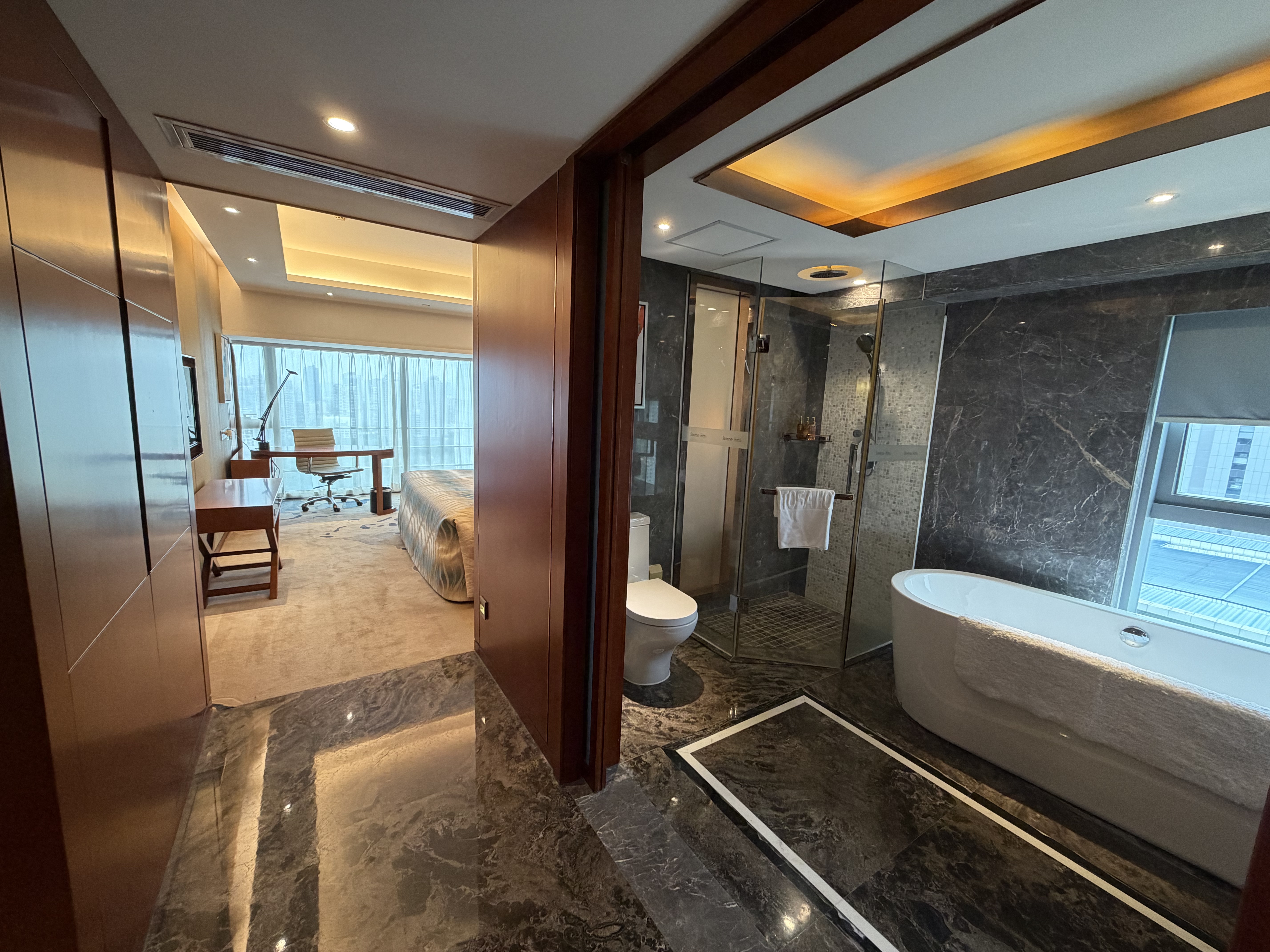 Sentosa Hotel shenzhen(Taoyuan Branch Store)Duplex Suite（four Room）