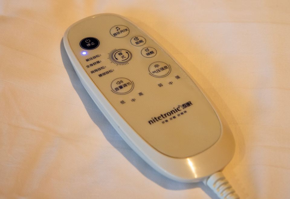 轻悦·舒睡大床间（高层景观,德国GROHE花洒）