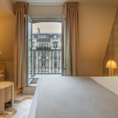 Classic Room Eiffel Tower View Hôtel de la Bourdonnais Paris Promo Code