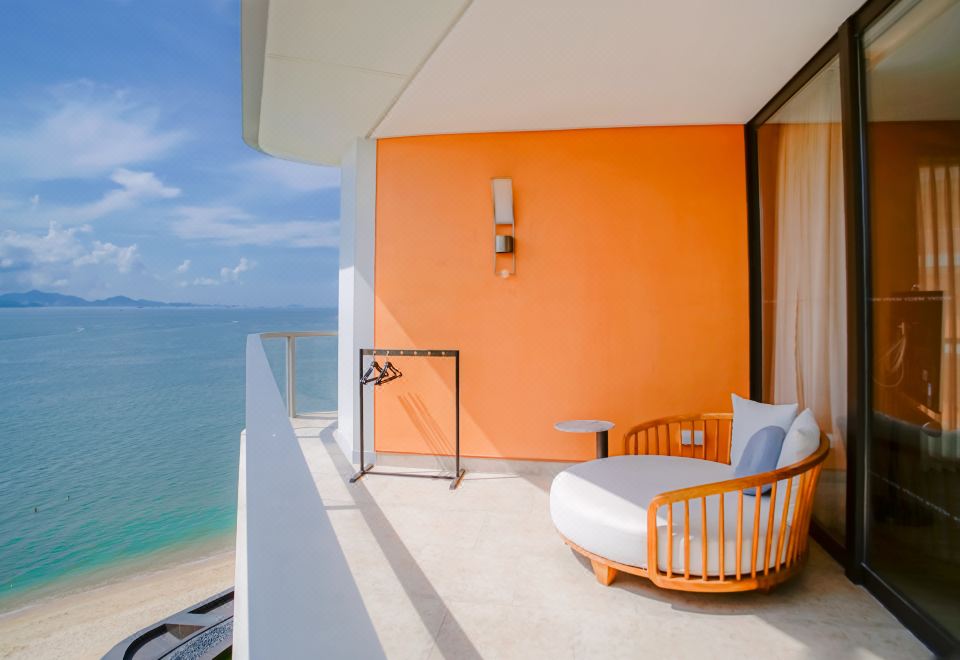 海洋探索大床客房| 180°海景