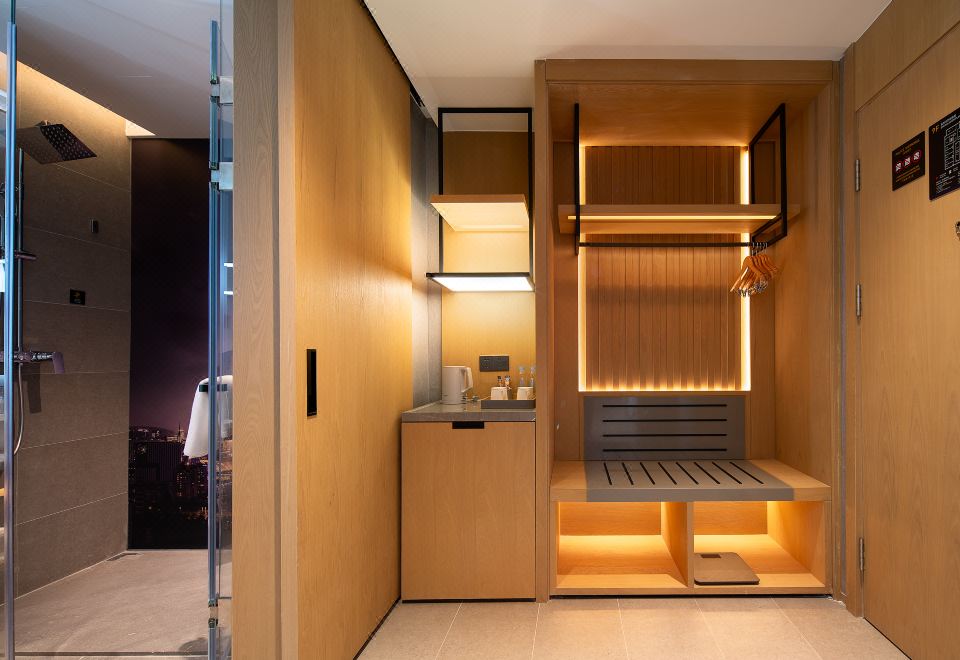 羊城印象轻奢大床房（广州塔景+静谧空间+雅致茶具）