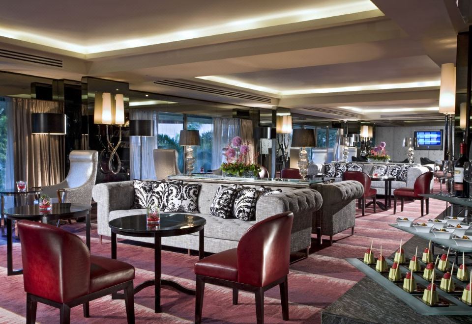 Sheraton Towers SingaporeSheraton Club, Club Lounge Access, Guest Room