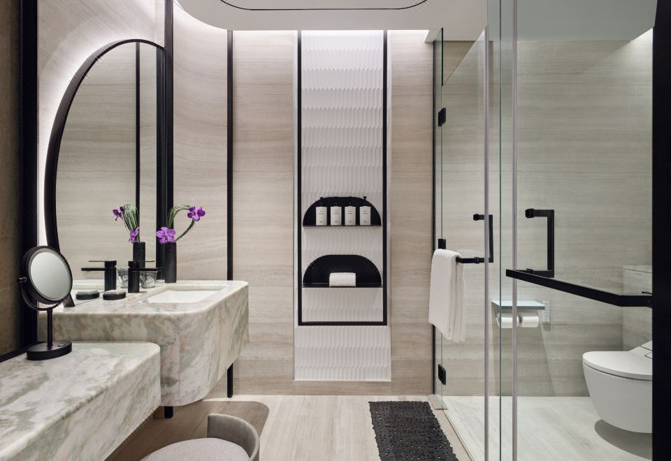 InterContinental Shanghai Harbour City1 King Bed Premium Room