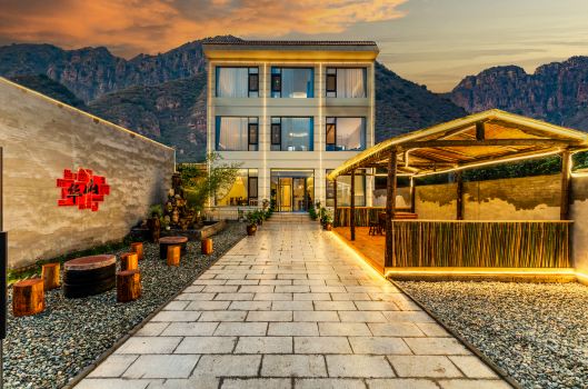 Jinglanshan Homestay (Huashan Scenic Area Visitor Center)