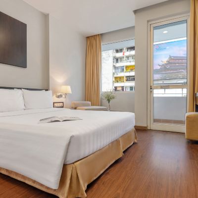 Deluxe Double Room with City View