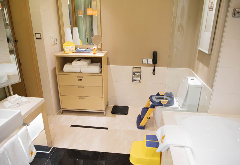 B.duck小黄鸭亲子主题双床房