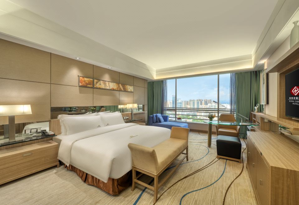 行政园景大床房