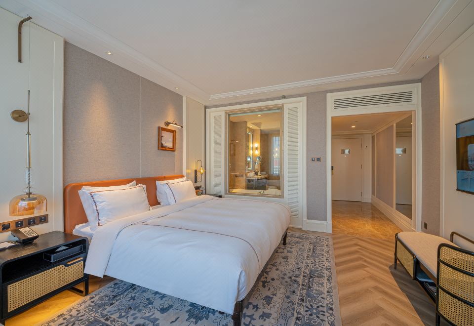 SeaView Garden Hotel QingdaoDeluxe Sea-view Double Room