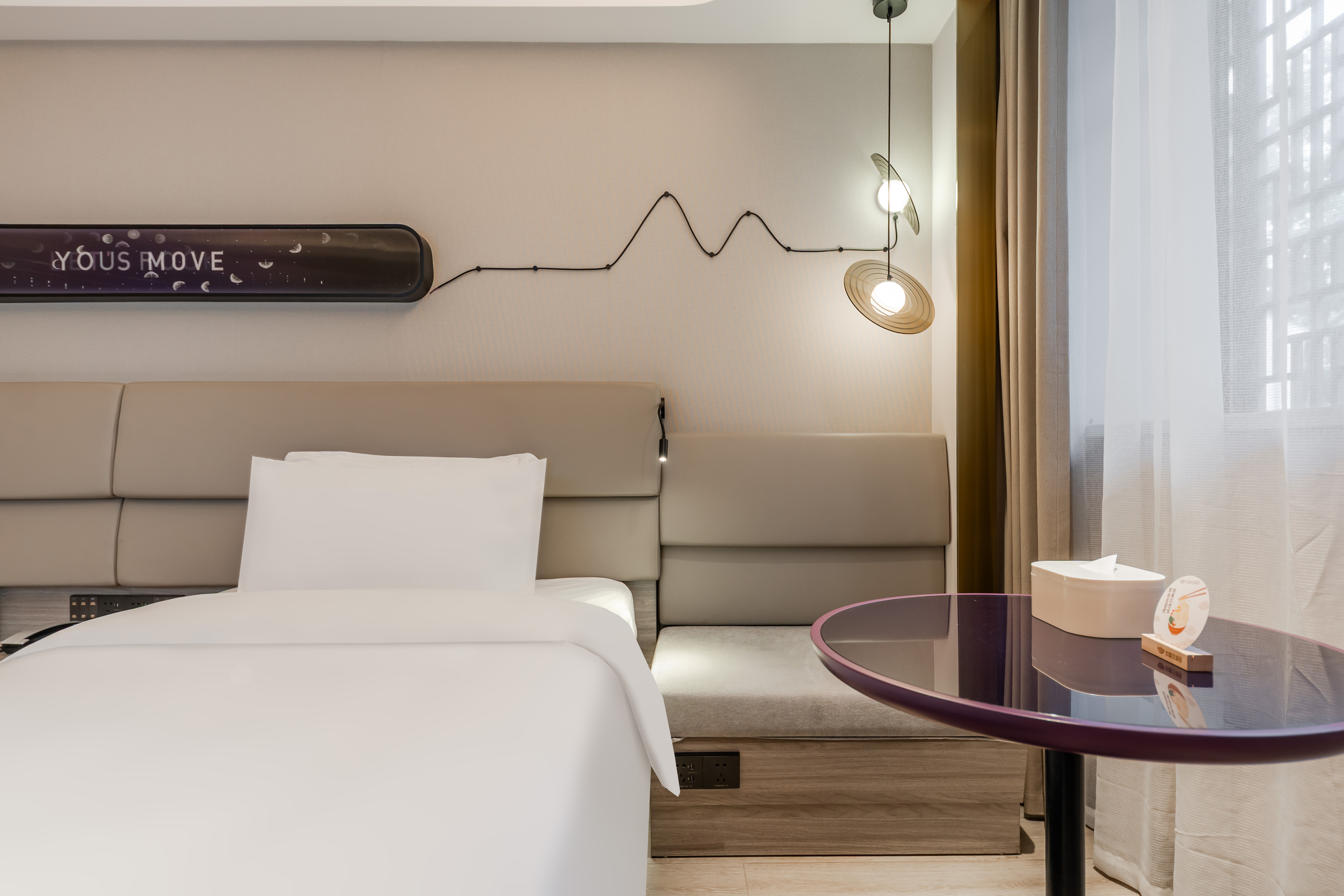 高级双床房（智能投屏+徕芬吹风机）