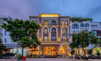 Golden Tree Hotel & Apartment