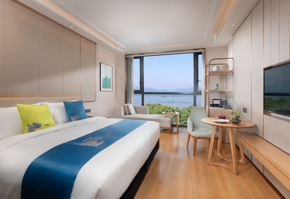 Ren He Hotel HangzhouKing Room With Panoramic View Of West Lake