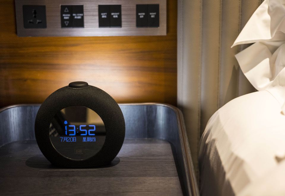 尊享行政海景套房|陽臺【270°海景】