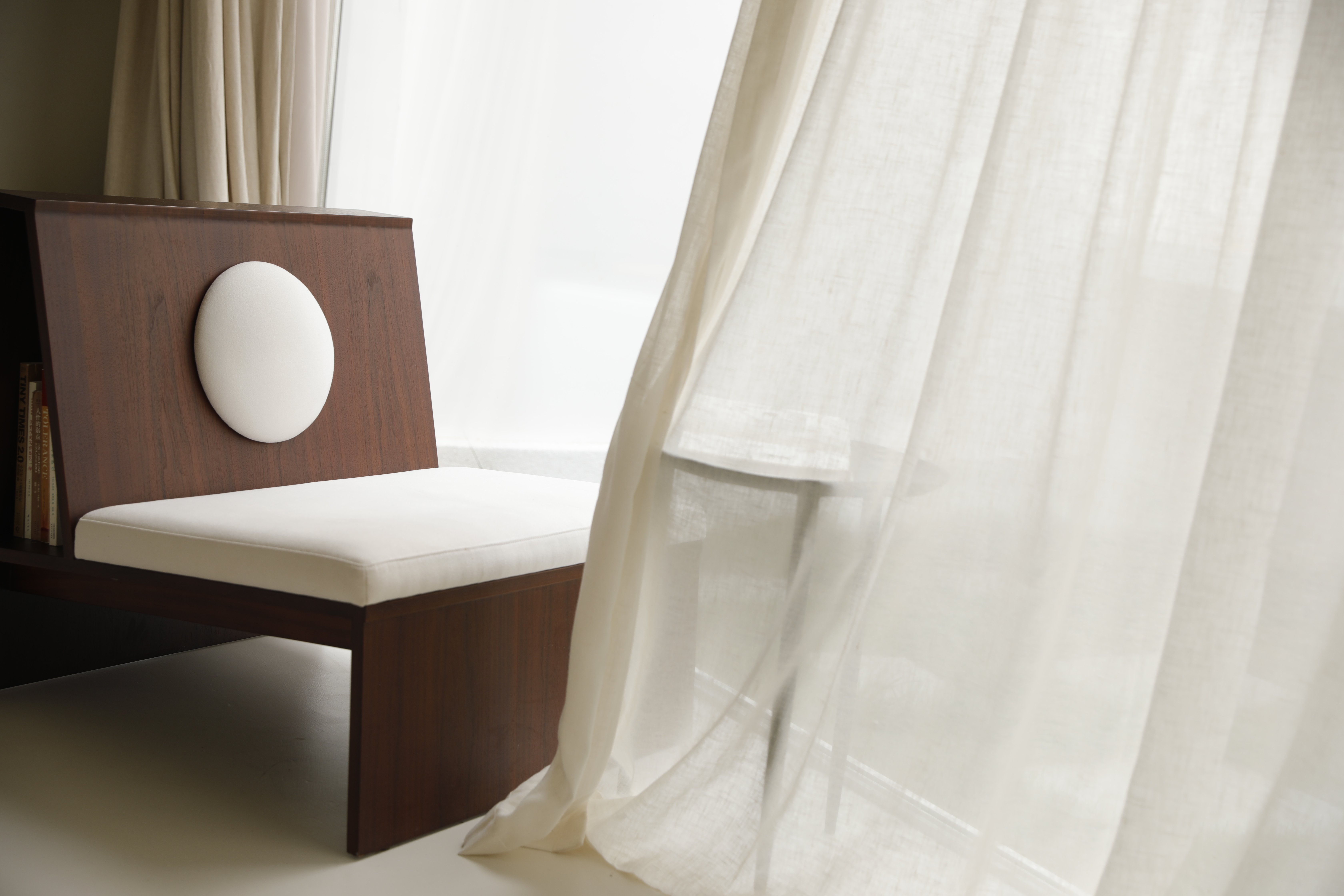 哈哈哈哈哈 丨园景泡池大床房（全屋进口微水泥，科勒衞浴，金可儿床垫，网红冰箱）