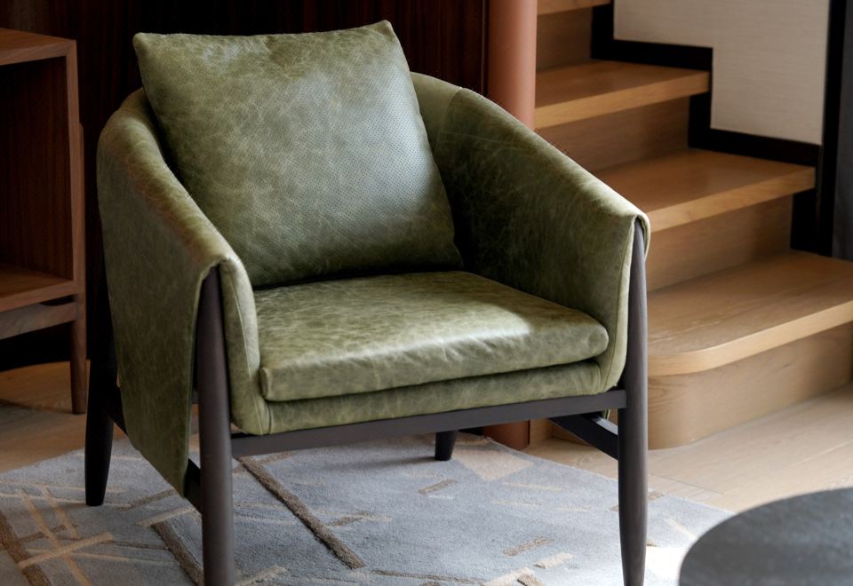 复式套房（尊享超大浴缸+城景大阳台+戴森吹风机）