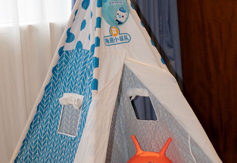 海底小縱隊主題親子房