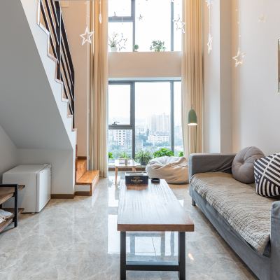 景和 · 千尋夜景loft大床房【可觀街景+高清電視】 墨景飯店（重慶觀音橋店）優惠