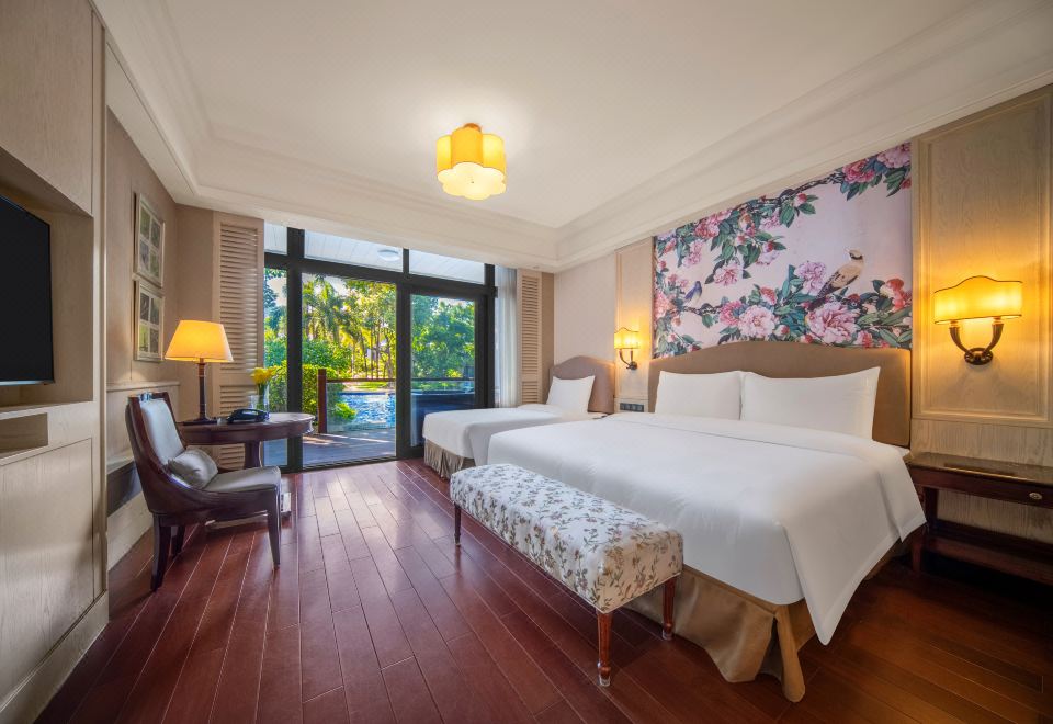 泳池别墅亲水家庭房