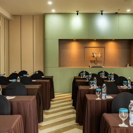 Algoritma Hotel