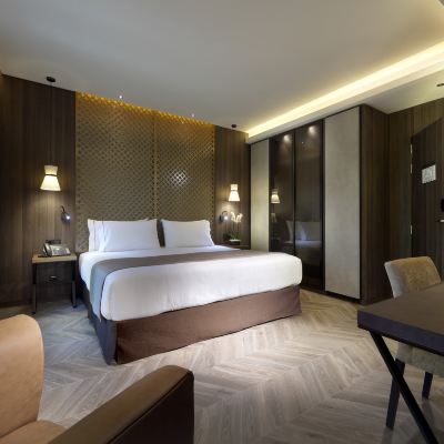 Double Room With Views Áurea Washington Irving by Eurostars Hotel Company Promo Code