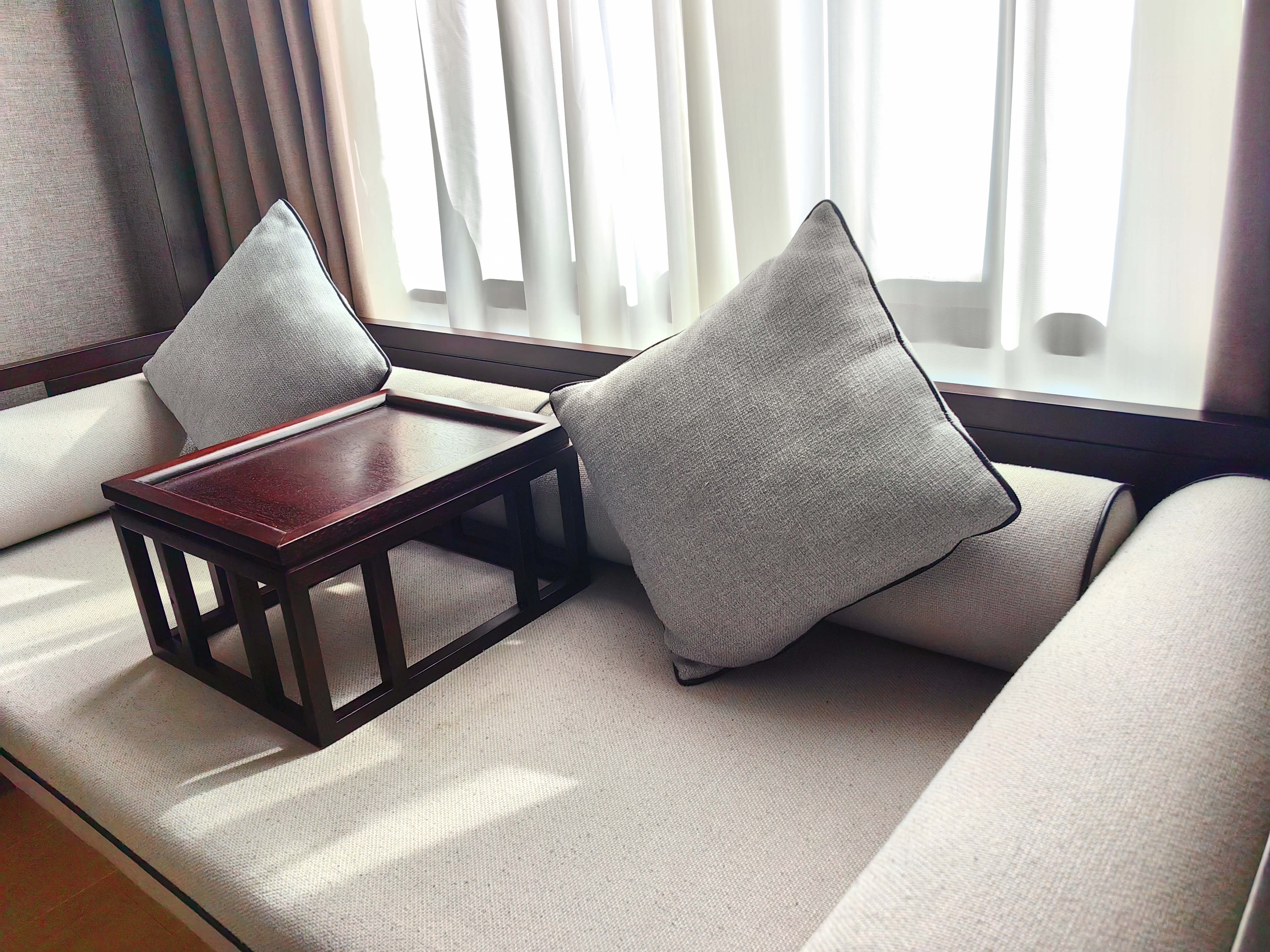 Huichang Moon Bay International Hotel (Huichang County Administrative Center Store)星月影音双床房（手机投屏＋落地窗）