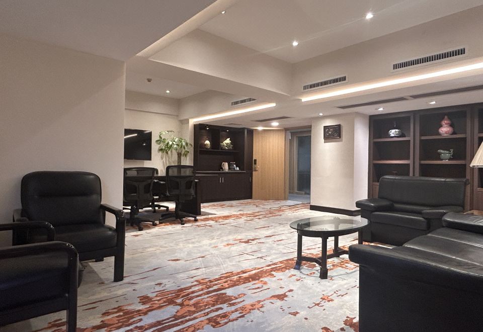 城央会聚大床房