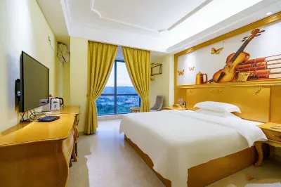 Bincheng Hotel (Dongxing National Gate Scenic Area Port) Hotels in 