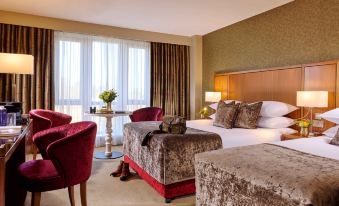 'The Rose' Business Travelers - Housity