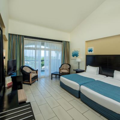 Premium Room Reef Oasis Blue Bay Resort Promo Code