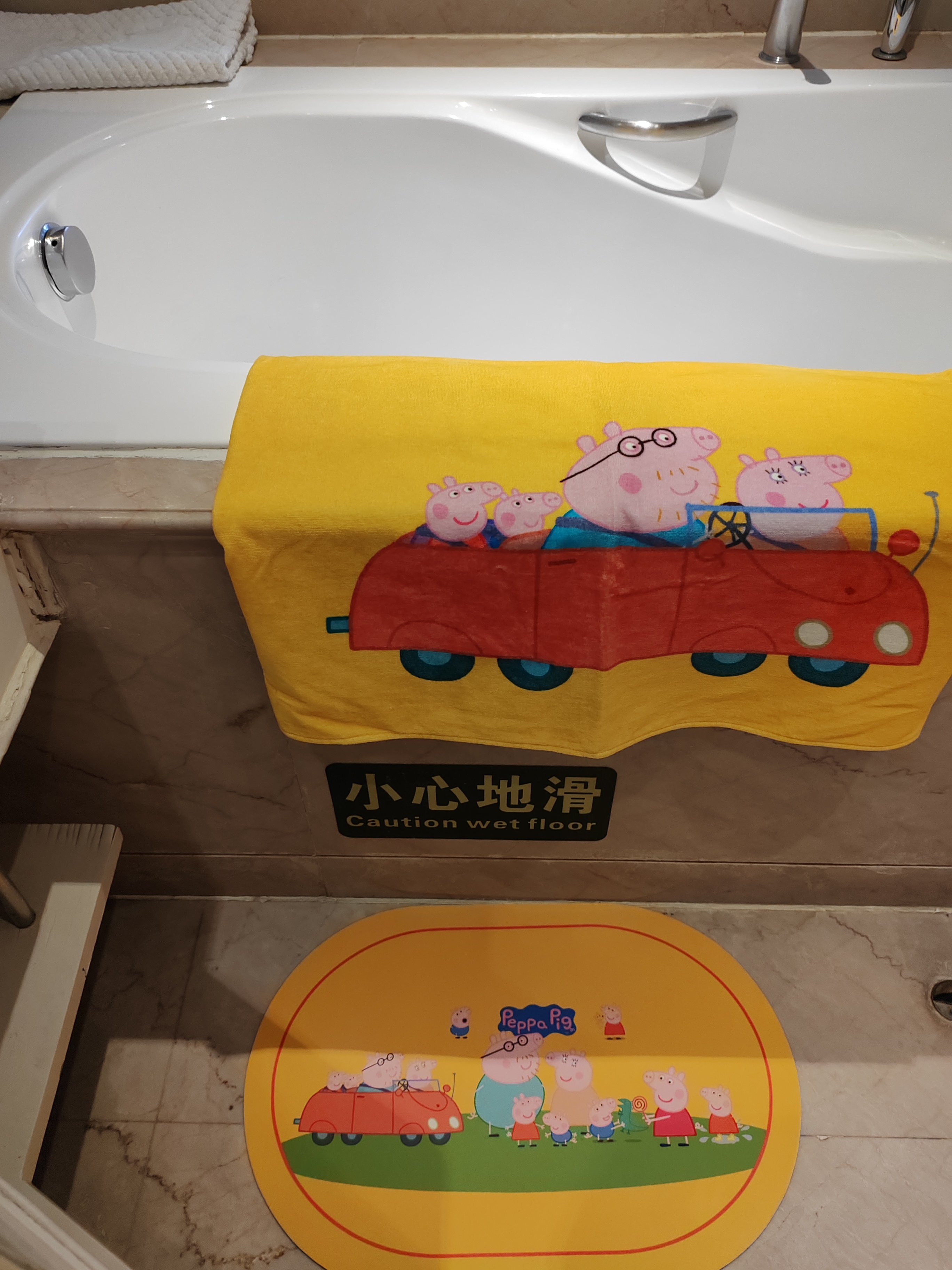 童趣|小猪佩奇主题房