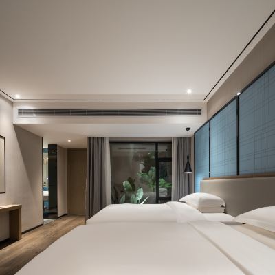 舒適雙床房 ｜語音智能客控| 全智能馬桶｜鴨絨空氣被 宜尚飯店（長沙高鐵南站東廣場店）優惠