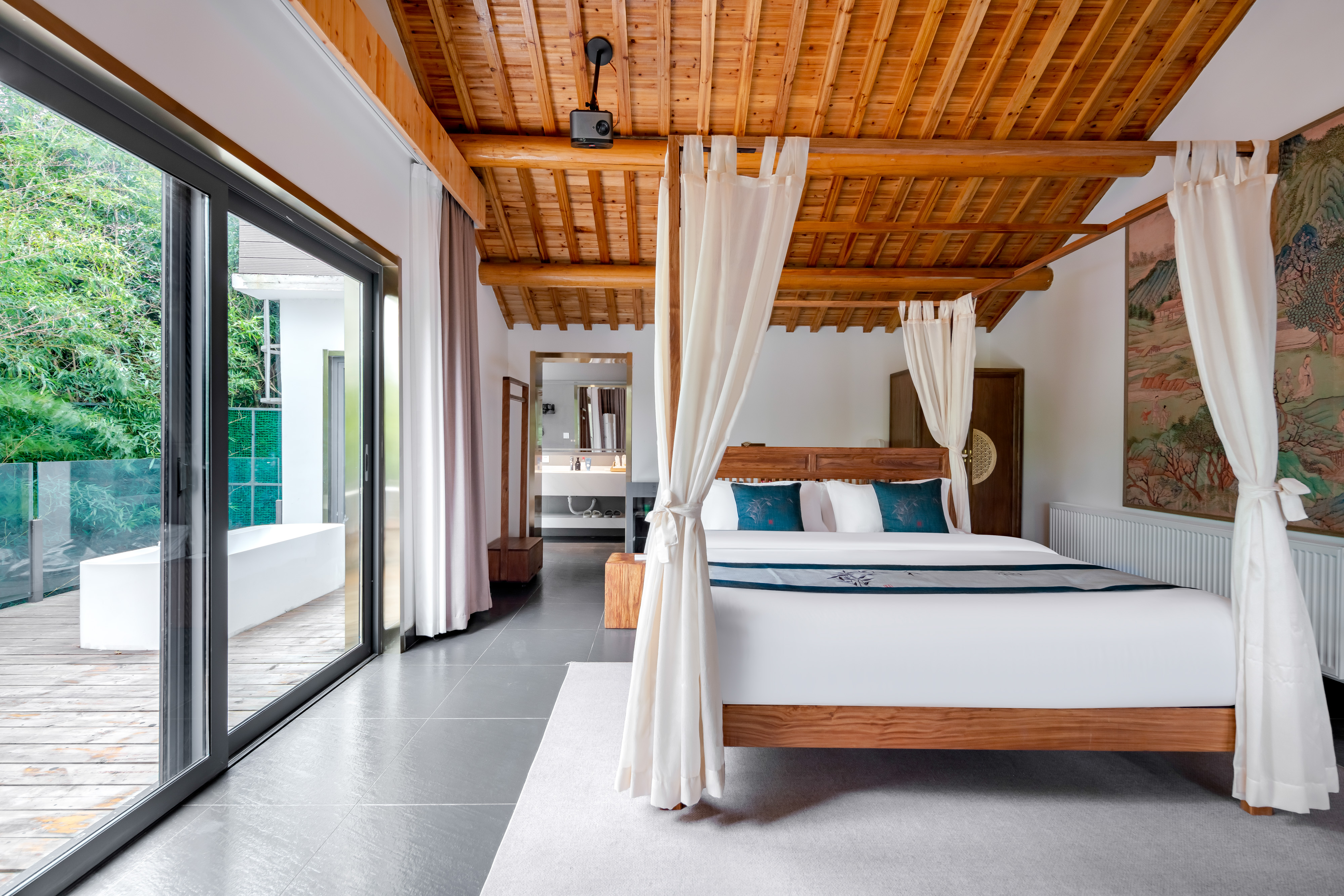 竹里·大床房（全屋暖气+观景露台+巨幕投影+豪华浴缸）