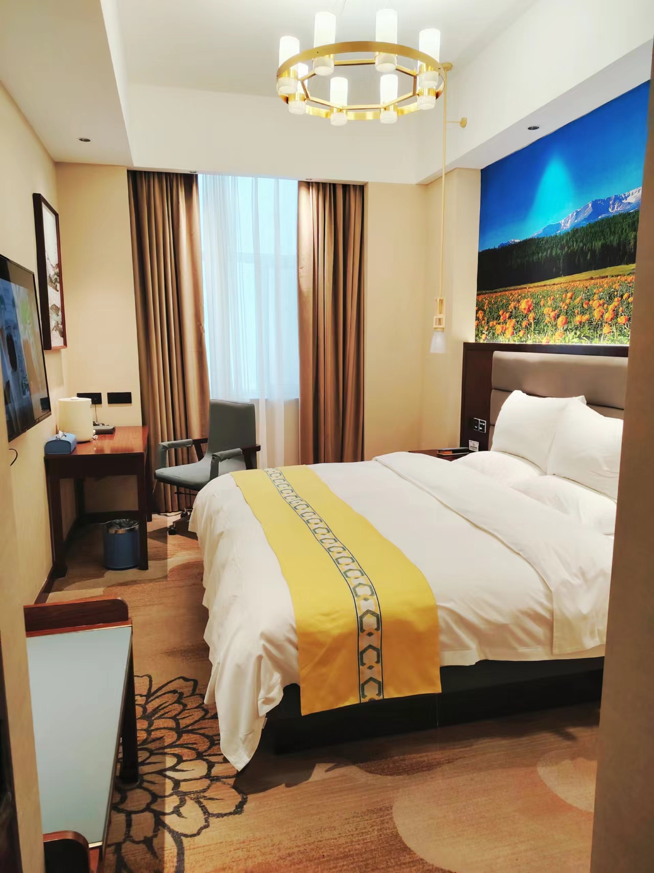 普通大床房（斯丽比迪床垫+雅兰寝饰被枕+智能马桶）