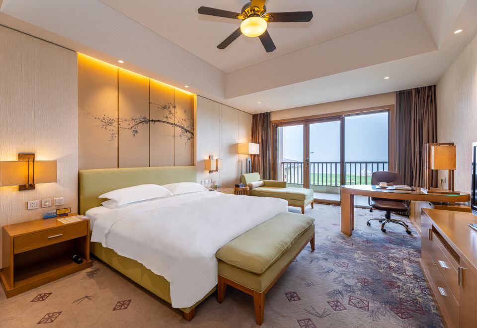 尊享豪華海景大床房