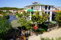 Olive Branch Hotel Hotels in 