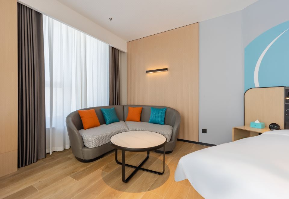 智能豪华大床房【全屋智控+私享浴缸+全景落地窗】