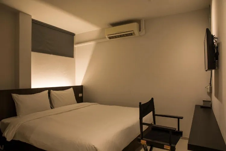 ห้องดีลักซ์ พร้อมโซฟา ไม่มีวิว