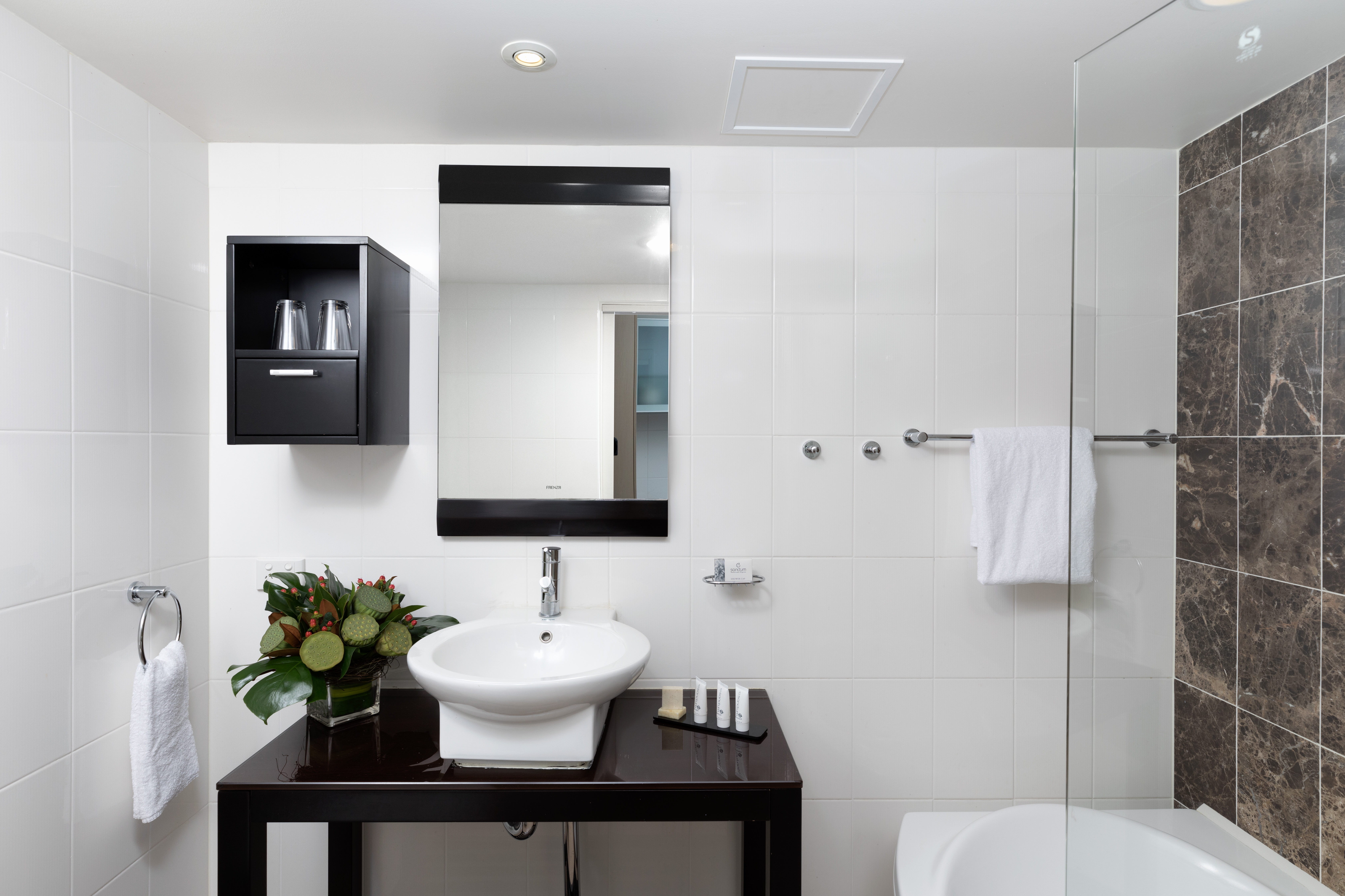 Rydges Mount Panorama Bathurst, an EVT hotelStudio Room - Dog Friendly - Fire Stair Access