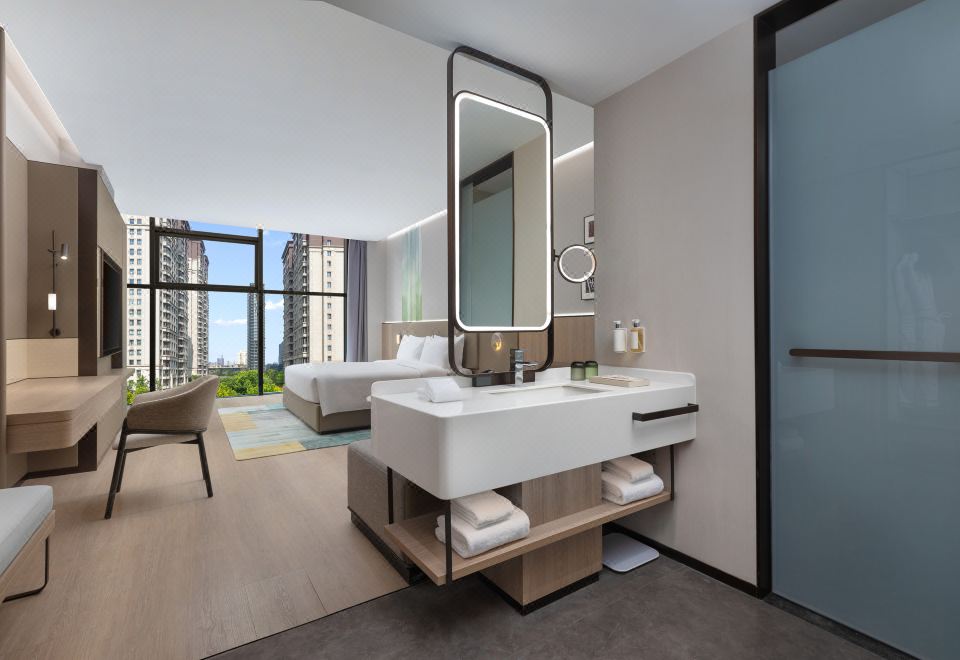 1 King Premium City View