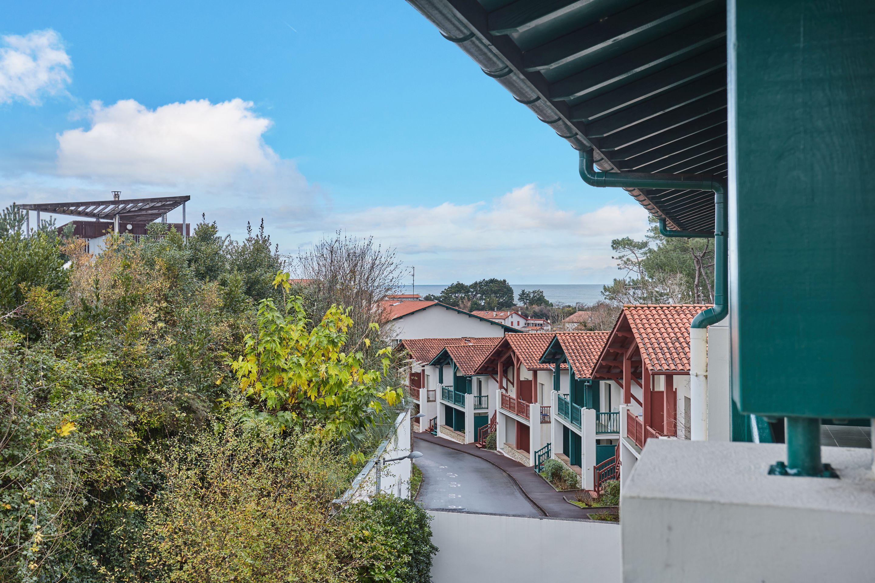 三人房 六名客人