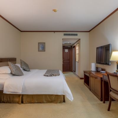 靜謐湖景大床房 長春名人酒店優惠