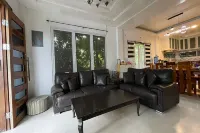 Villa Teresa Esperanza Tourist Inn