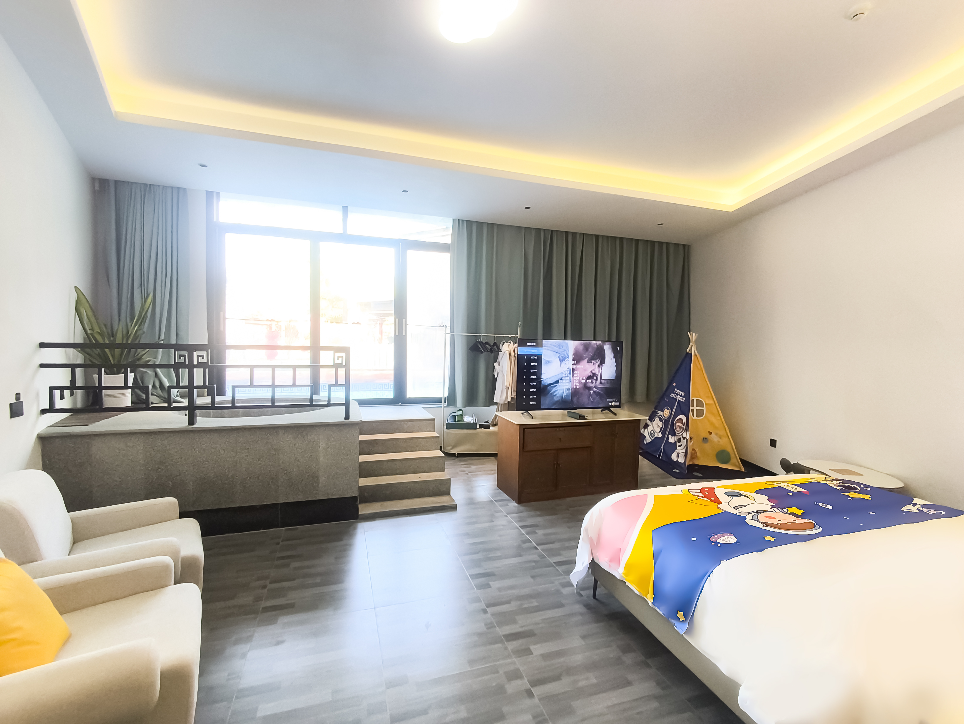 复式亲子亲水大床房独立泡池