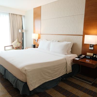 Business Class king Room Lex Hotel Cebu Promo Code