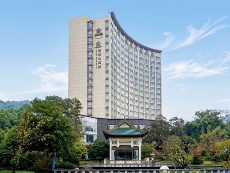 LuoJia Hills Hotel