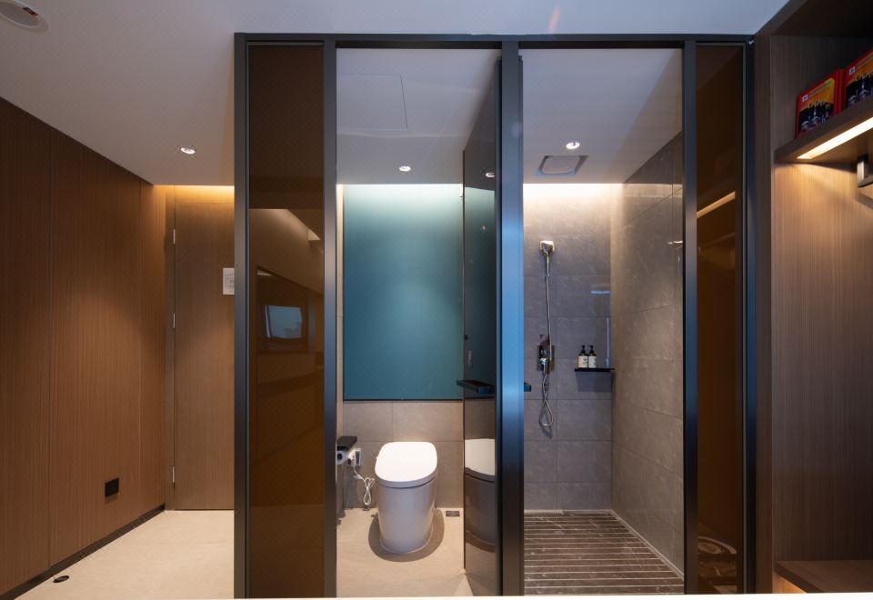 休閑家庭房（智能客控+手機電視投屏+歡樂Minibar）